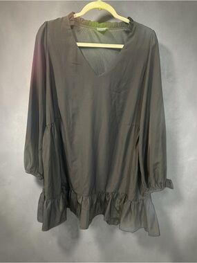 ARULA Black V-Neck Ruffle Hem Midi Dress